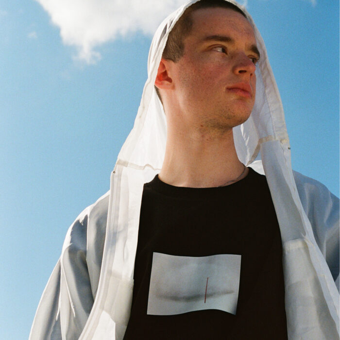 T-shirt with print "Wounded" Vogue Ukraine x Mykola Tolmachov, black - Image 4
